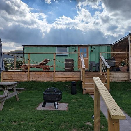 Bespoke Luxury Huts With Hot Tubs. Located In The Black Mountains. Llanveynoe Eksteriør billede